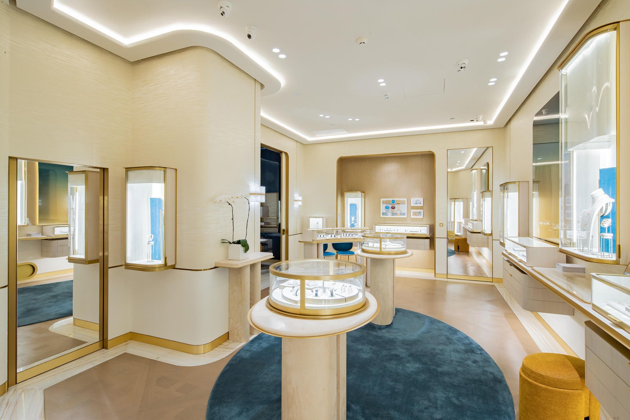 海航天津中心伯爵专卖店售后维修保养服务中心